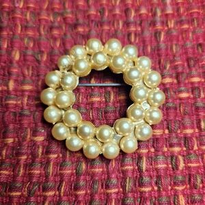Vintage Champagne Pearl Brooch (Faux) 1.75"(4cm) diameter